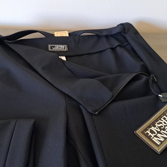 GIANNI VERSACE COUTURE NWT Black Wool Pants Attached Belt Italy Vintage Size 44 - Picture 8 of 15
